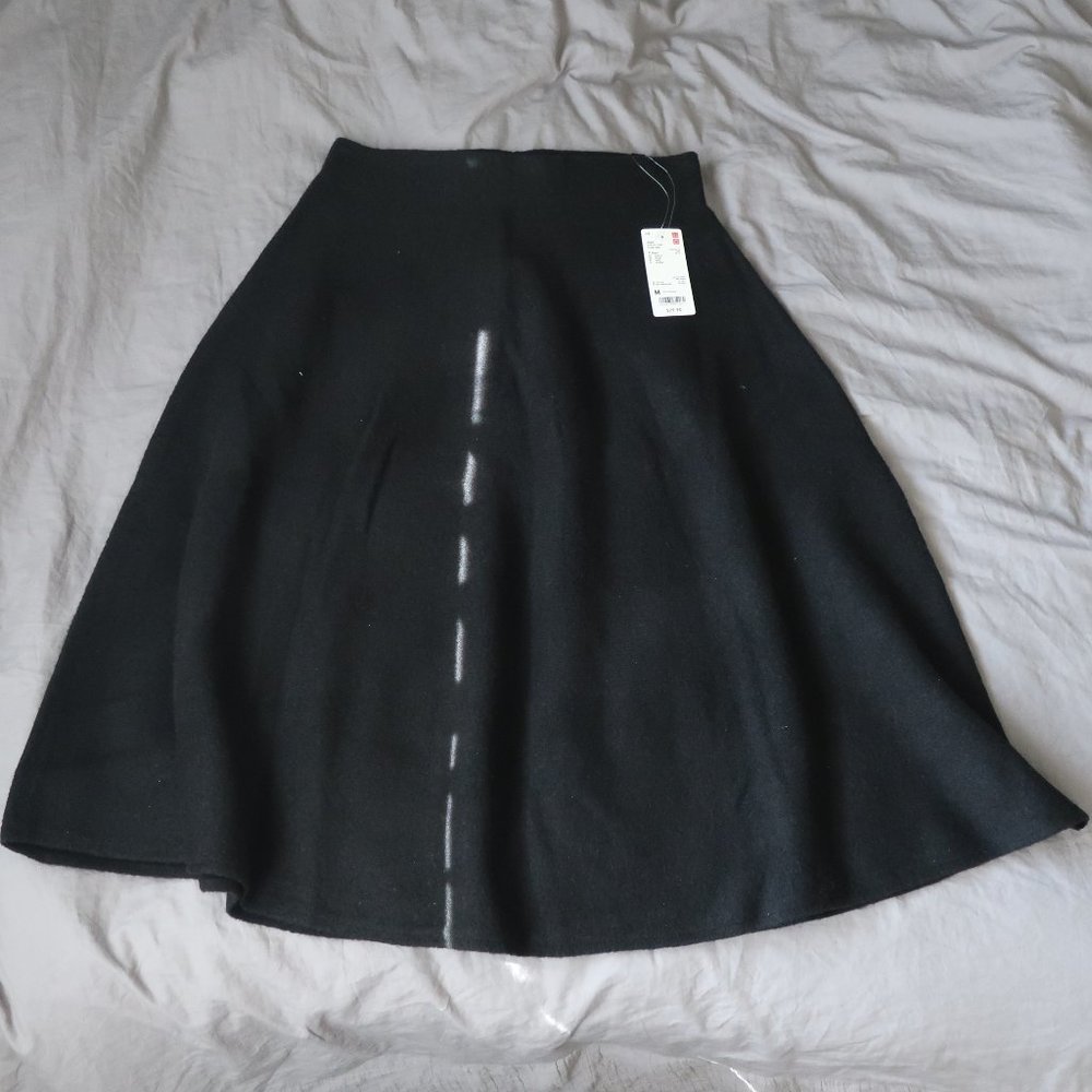 Uniqlo long black wool skirt